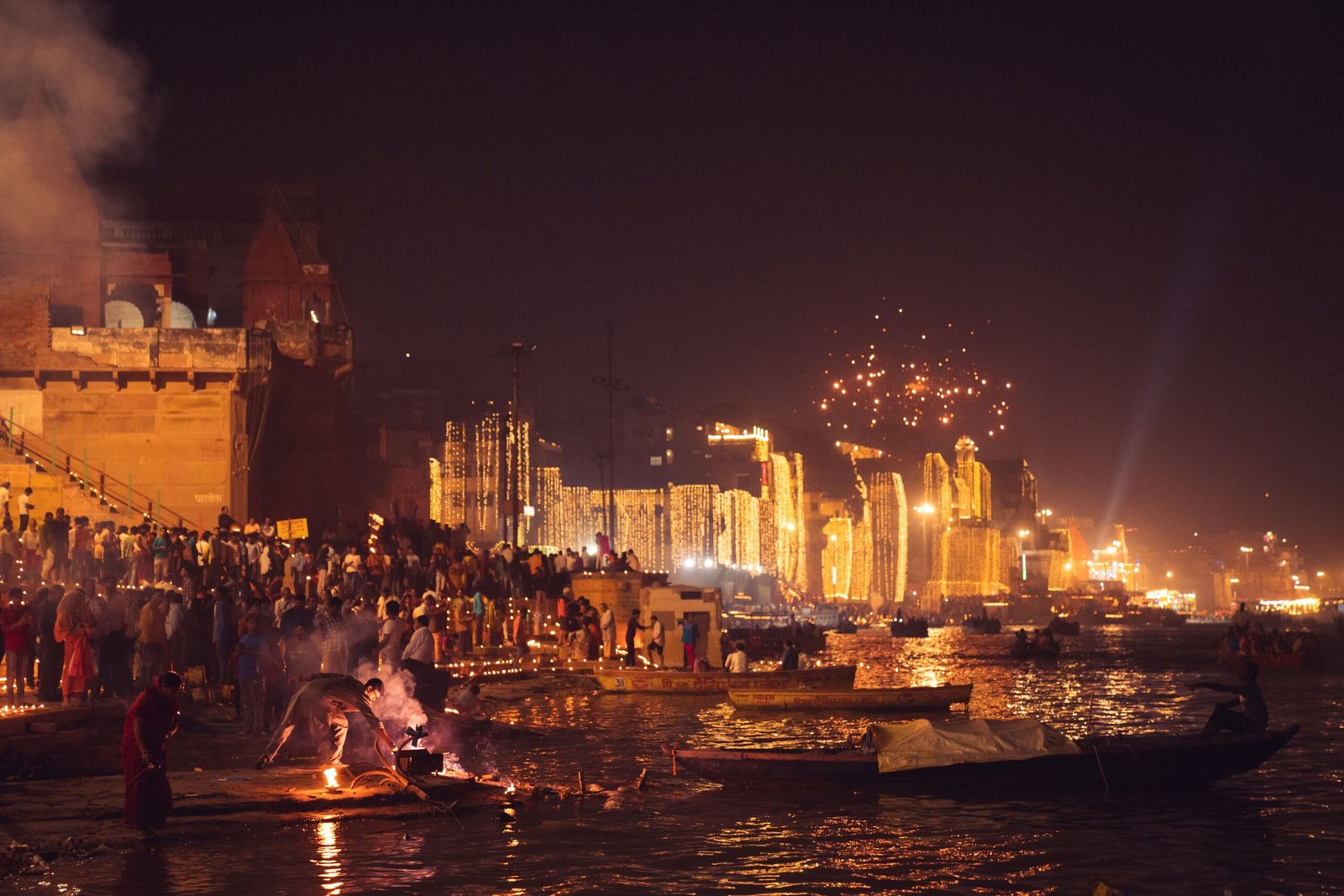 pexels yogendras Dev deepawali 2026